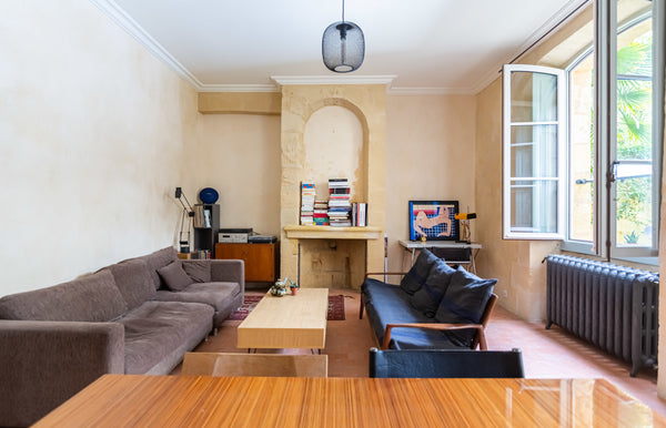 Small haven of peace in the heart of a lively district, in front of the basilica  GuestReady - Retro Apartment with Garden Entire rental unit vacation rental 39566935