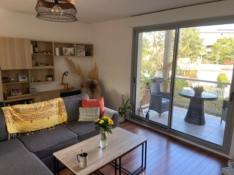 Appartement lumineux avec balcon comprenant trois chambres, une cuisine fermée e Mérignac, France Superbe appartement en duplex lumineux à Gradignan Entire rental unit vacation rental 563457162778435640