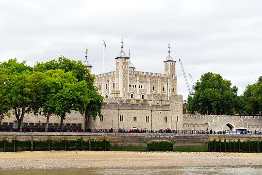 Private Tour: Tower of London and St Paul's Cathedral  Private Tours and Travel Guide Europe London CITY London Destination Tour