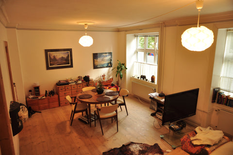 77 square meters. Large bedroom, huge living room, nice sofa. Large bathroom. La Copenhagen, Denmark Luxury apartment in Copenhagen City Center !!!!!! Entire rental unit vacation rental 2963452