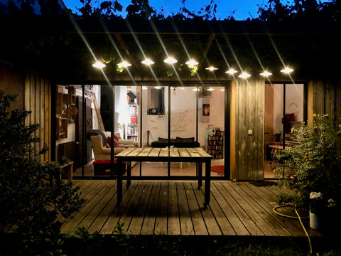 Ma maison est remplie d œuvres personnelles . Le jardin est agréable, un écrin d  Un air de vacances à Bordeaux Entire townhouse vacation rental 631874565033191377