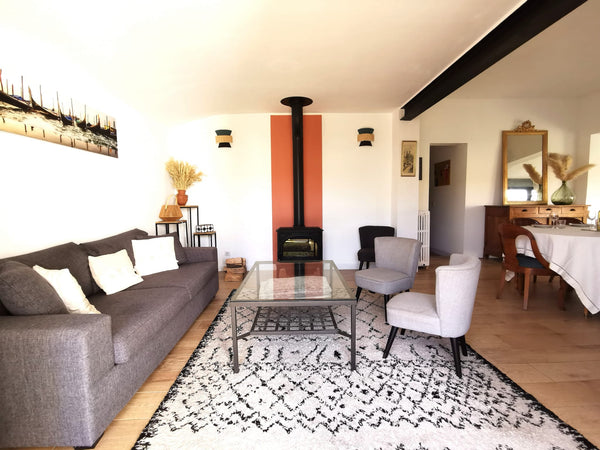 Bordeaux, France House With Garden Near Bordeaux center Entire home vacation rental 44206829