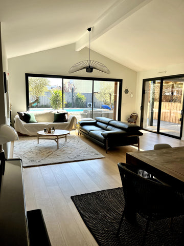 Maison contemporaine récente tout confort avec piscine chauffée et jeux pour enf Pessac, France Belle maison contemporaine au coeur de Pessac Entire townhouse vacation rental 18021597