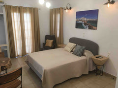 the double studios have 2 beds or a double bed and they have their own bath and   pension Irene 1 double studio 6 Room in serviced apartment vacation rental 13184904