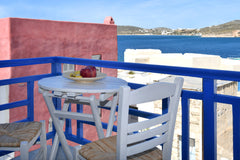 A wonderful traditional apartment on the second floor at the old town of Parikia Greece Villa Andriana "Sea view" Entire rental unit vacation rental 19693246