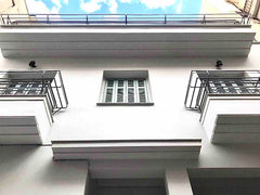 Cet appartement est situé dans un superbe immeuble entièrement rénové et meublé  Athens, Greece N2 Beautiful Garden Apartment Central Athens Entire rental unit vacation rental 41346000