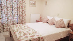 Second floor apartment located in the Center of Plakias village, which offers a  Heraklion, Greece 2min. walk to the sandy beach, family apartment Entire rental unit vacation rental 25465744