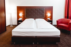 Ruhiges Doppelzimmer für 2. Nähe S-Bahn (1 Station von Wien Hauptbahnhof und Wie Vienna, Austria Doppelzimmer in ruhiger Lage - gute öff. Anbindung Private room in rental unit vacation rental 52506441