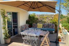 Nice modern duplex apartment with a balcony and a beautiful terrace in a quiet a  Duplex with a balcony near Bordeaux Entire rental unit vacation rental 41755886