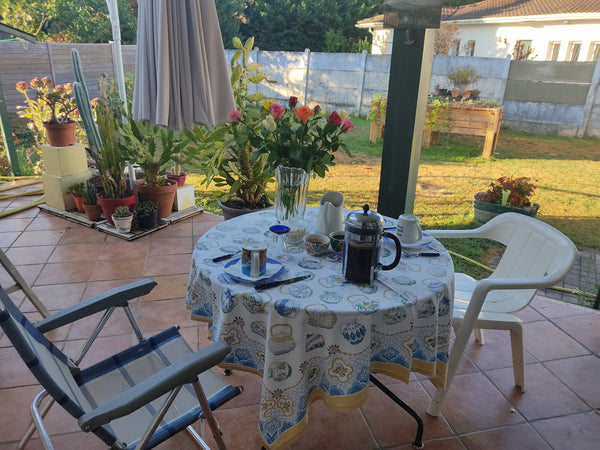 Dans un quartier très calme,  à deux pas des commerces, nous proposons 1 chambre  Ch au calme  petit déjeuner inclus Private room in home vacation rental 30100500