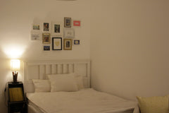 This cozy room comes equipped with a 140 cm bed, sofa, desk, printer, TV, and ev Vienna, Austria Central cozy room in shared flat Private room in rental unit vacation rental 19503965