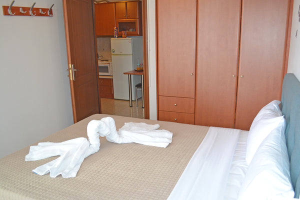 This beautiful fully renovated apartment lies in the heart of  Rethymno town, id Rethimnon, Greece Budget apt,4 guests,Town center,No car needed (11) Entire rental unit vacation rental 32209575