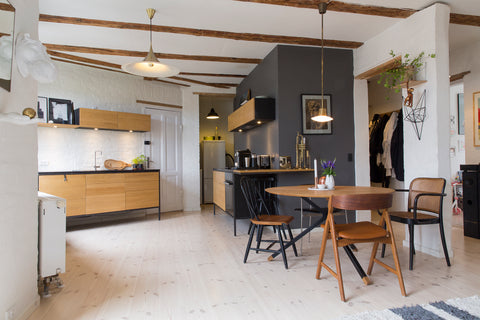 A place with character and design. Top floor with balcony. Big closed community  Copenhagen, Denmark Child friendly in central neighbourhood. Entire rental unit vacation rental 118971