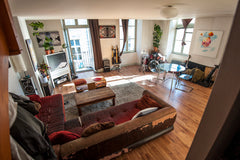 Originally this apartment is that of Anthony and also a residence of artists of  Bordeaux, France Duplex du Port Private room in rental unit vacation rental 6607227