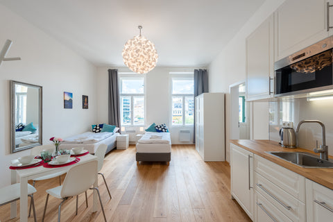 ​Apartmán Camellia se nachází ve 2. patře (s výtahem) a poskytne vám vše, co pot  Camellia Apartment Entire rental unit vacation rental 38113850