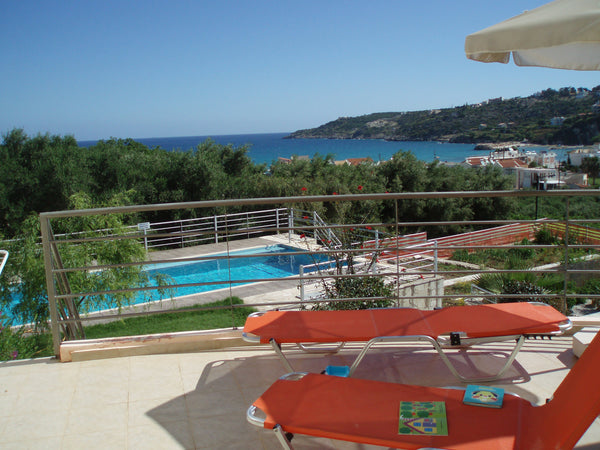 This enchanting apartment offers spectacular views of Almyrida & Souda Bay.<br / England, United Kingdom Stunning Sea, Mountain Views near Beach - Apt7 Entire rental unit vacation rental 34408848