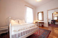 The apartment is located in Vienna´s 8th district in walking distance to downtow Vienna, Austria Original Viennese Apartment Entire rental unit vacation rental 24752439