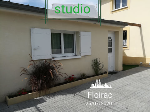 Petit studio situé proche de l'ARKEA ARENA (maxi 20 minutes à pied) à 100 mètres Floirac, France studio d'hôtes climatisé Entire rental unit vacation rental 37468692