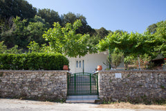 Lovely 2-bedroom cottage  with a garden and a spacious yard. Situated at the edg Rethimnon, Greece Villa Zacharenia Entire home vacation rental 24342707