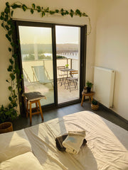 Nous vous proposons une chambre vue Garonne avec sa terrasse privative dans notr Bordeaux, France Le Clos de Jacks - Vue Garonne, terasse privative Private room in rental unit vacation rental 685985586156476283