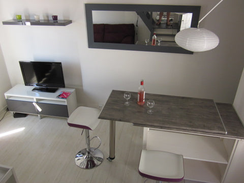 En plein cœur de Bordeaux, duplex pouvant accueillir jusqu'à 4 personnes. <br /> Saint-Pée-sur-Nivelle, France Agréable duplex de 31 m² Entire rental unit vacation rental 3576089