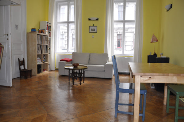 A lovley 2 room flat, very close to vienna's city center (10 min walk).<br /><br Vienna, Austria Central and comfy 2 room flat Entire rental unit vacation rental 5399287
