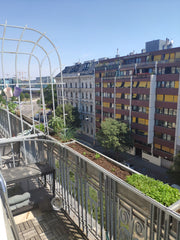 Genieße einfachen Zugang zu allem von dieser perfekt gelegenen Unterkunft aus.<b Vienna, Austria Kleines WG-Zimmer direkt am Prater mit coolen Mitbewohnern Private room in rental unit vacation rental 50688084
