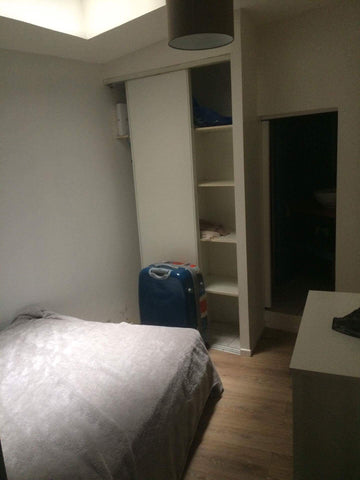 Dans le centre de bordeaux, cette chambre est composée de salle de bain et de se Saint-Benoît, Réunion Chambre+Salle de bain privatisée Private room in rental unit vacation rental 19800044