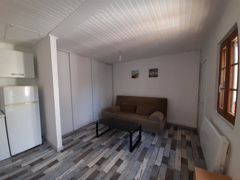 Studio de 24m² avec cuisine équipée et canapé-lit.<br />Situé dans un quartier c Talence, France Studio Talence Entire guesthouse vacation rental 658653403523389192