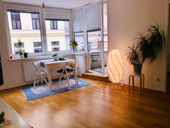 Welcome to our Hundertwasser apartment, named by one of the Vienna’s most famous Vienna, Austria Cozy&Central Hundertwasser flat with NETFLIX Entire rental unit vacation rental 39353095