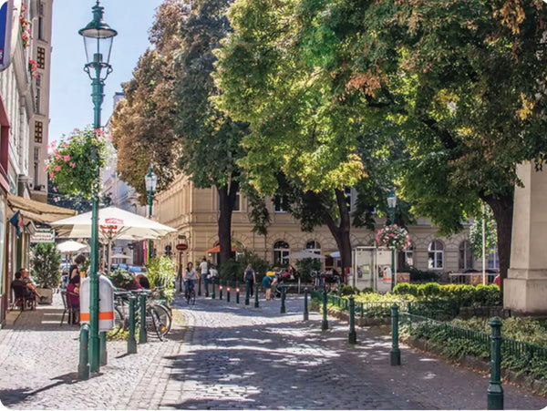 Welcome to one of the coziest central areas in Vienna! Either walk to the centre Brunn an der Schneebergbahn, Austria Large room in a flat - Viennese Imperial style Private room in rental unit vacation rental 40527928