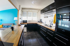 Bonjour, <br />Nous proposons ce logement refait à neuf de 95m². Hyper centre Mé Toulouse, France Appart 95m² Merignac Centre - 20min Bordeaux n°1 Private room in condo vacation rental 33952426