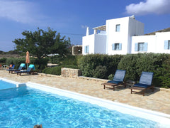 A complex of two independent houses No 1 and No 2, with a pool for each one. Thi Antiparos, Greece A wonderful villa right on the sea house 2 Entire home vacation rental 27157342