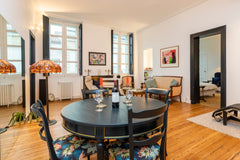 Cozy apartment of 90sqm featuring an entrance, a living room, an open-plan kitch Bordeaux, France Palais Gallien, 90 sqm, prestige apartment Entire rental unit vacation rental 24551255