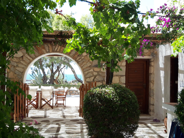 This is an old Cycladic stone house, built in traditional style,  only a few min Norrtälje, Sweden Seaside edge-of-town  get-away Cycladic home vacation rental 20266529