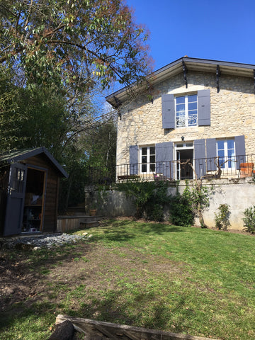 La maison est située près d un grand parc idéal pour aller courir <br />Près de  Artigues-près-Bordeaux, France Jolie maison en pierre près de Bordeaux Entire home vacation rental 17940506