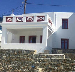 Το Nicolas House 3 βρίσκεται στο Ξυλοκερατίδι με θέα το λιμάνι των Καταπόλων. Πρ Katapola, Greece Nicolas House 3 Entire rental unit vacation rental 27159966