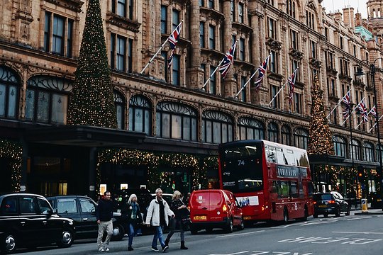 Shopping Tour in London: Exclusive and Private  Private Tours and Travel Guide Europe London CITY London Destination Tour