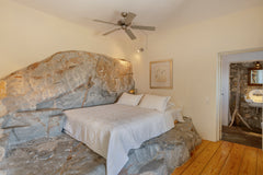 Spacious, ground-floor rooms with stunning bedroom built on the rock, and shared  Superior Double Room with Sea View - "Rock" Private room in bed and breakfast vacation rental 32207286