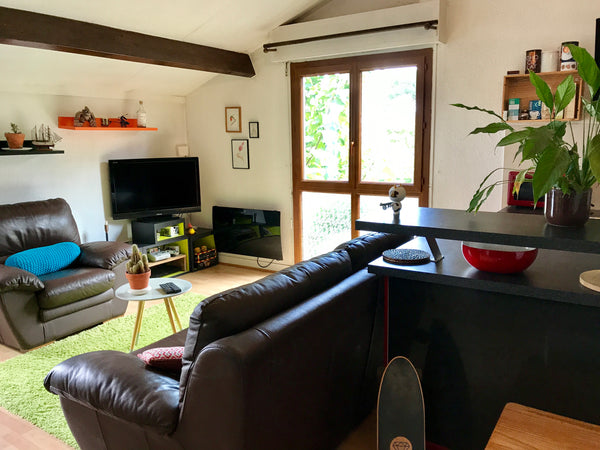 Parfait pour le business et le tourisme!<br />Bel appartement de 40m2 dans une m Pessac, France appartement cosy+terrasse/ nice apartment Bordeaux Entire rental unit vacation rental 20783458