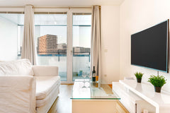 This bright and modern high rise-apartment is a great option for a traveling cou  ⍟High Rise+Netflix⍟  Perfect for long term stay Entire rental unit vacation rental 42001181