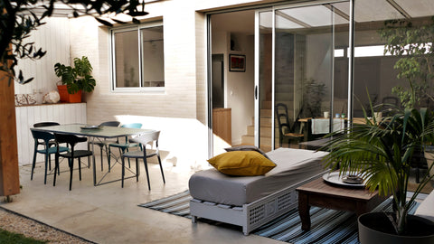 Maison d'architecte neuve, très confortable et lumineuse.<br />3 chambres / Idéa Bordeaux, France 󰀉 La Maison des Queyries 󰀉 3 chambres/6 pers 󰀉 Entire home vacation rental 43370966