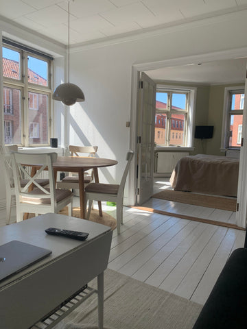 With only 100 meters to the metro and in walking distance from both the beach an Copenhagen, Denmark Private corner apartment close to metro and beach Entire condo vacation rental 680972033186164784