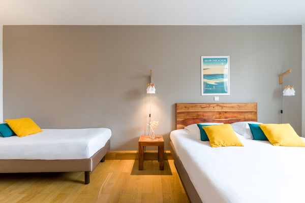 The Junior Suite is a 26m2 apartment ideal for a stay as a couple or with friend Bordeaux, France Appartement idéal pour 3! Entire condo vacation rental 27046941