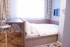 Ein paar Gehminuten von der Fußgängerzone Mariahilfer Straße entfernt liegt unse Vienna, Austria 8 flats Pension Rose Zieglergasse Apartment 3 Entire rental unit vacation rental 43752474