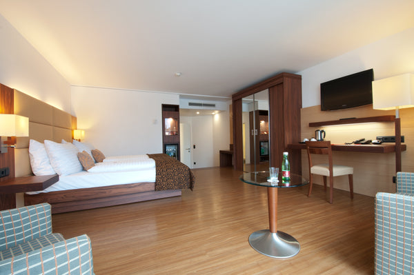 <b>The space</b><br />Nur 10 Gehminuten vom Stadtzentrum entfernt befindet sich   Junior Suiter Terrasse Room in hotel vacation rental 33232212