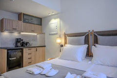 Marea Boutique Suites is a complex of 5 modern, cozy suites in the heart of the  Rethimnon, Greece Marea Boutique Suites, Deluxe Σουίτα 201 Room in boutique hotel vacation rental 705442363426499562