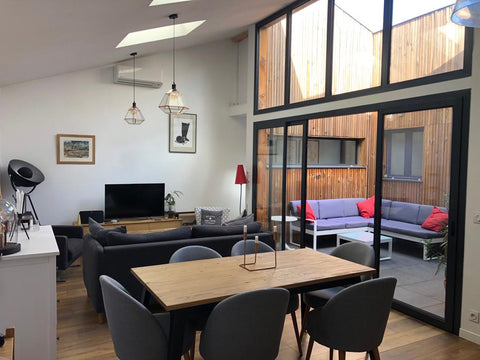 Joli et lumineux appartement de 66 m2, avec un séjour, 1 chambre lit double et u Bordeaux, France Lumineux appart T3; 66 m2; Chartrons, 2 per + bébé Entire rental unit vacation rental 39082873