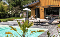 Maison récente en bois à 40 minutes de l'Océan et 30 minutes du centre ville de  Saint-Aubin-de-Médoc, France Maison en bois en bord de forêt. Entire home vacation rental 6110646