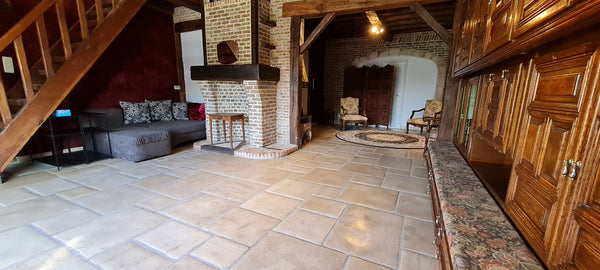 Détendez-vous dans ce logement calme et élégant.Appartement de caractère (pierre  Appartement rustique    Terrasse   Heyzel Private room in rental unit vacation rental 692664459964206054